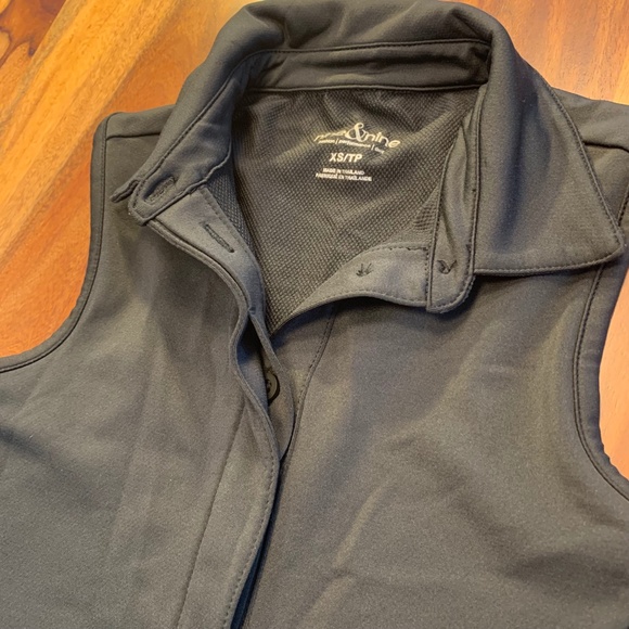 Nine&Nine Black Golf Top Size XS - Picture 3 of 4